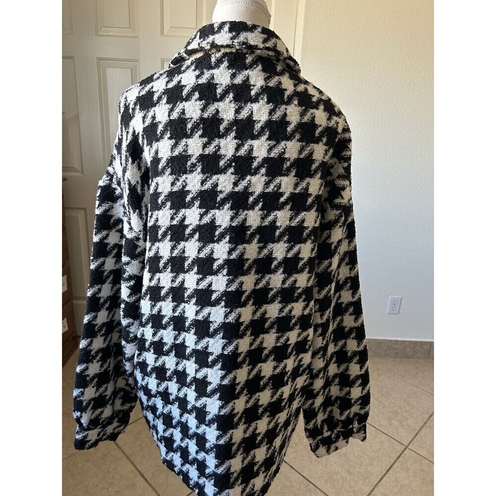 DQ STORE Womens Coat Black White Crown Foot Print Size Small - Picture 3 of 16